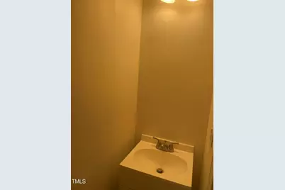 2214 Banks Lane E, Wilson, NC 27893 - Photo 5