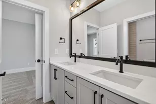 122 Sanderway Dr, Chapel Hill, NC 27516 - Photo 39