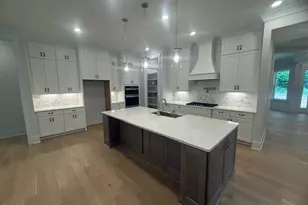 60 Valebrook Ct, Youngsville, NC 27596 - Photo 9