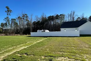 24 Heatherglenn Cir, Princeton, NC 27569 - Photo 11