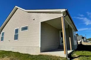 24 Heatherglenn Cir, Princeton, NC 27569 - Photo 13