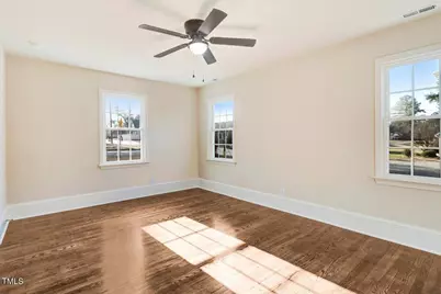 210 S General Lee Avenue, Dunn, NC 28334 - Photo 23