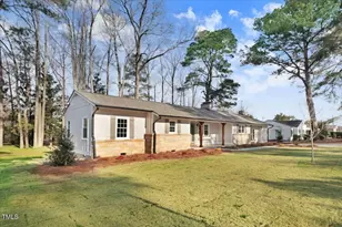 210 S General Lee Ave, Dunn, NC 28334 - Photo 31