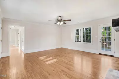 210 S General Lee Avenue, Dunn, NC 28334 - Photo 7