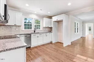 210 S General Lee Ave, Dunn, NC 28334 - Photo 15