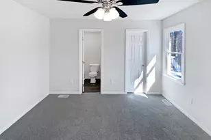 204 Colonial Dr, Clayton, NC 27527 - Photo 13