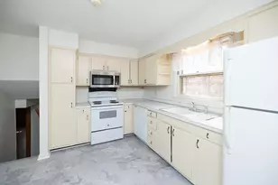 500 Tinkerbell Rd, Chapel Hill, NC 27517 - Photo 9