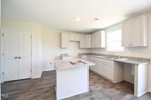 1922 Elephant Ln, Hope Mills, NC 28348 - Photo 11