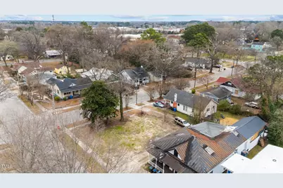 310 Maplewood Avenue NE, Wilson, NC 27893 - Photo 9