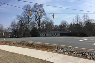 4105 Old Hillsborough Rd, Mebane, NC 27302 - Photo 3