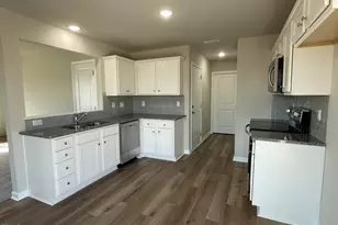 91 Lotus Ave, Smithfield, NC 27577 - Photo 5