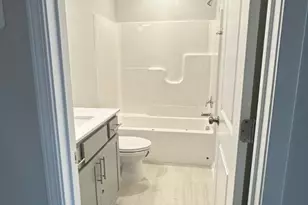 114 Red Brush Wy, Apex, NC 27539 - Photo 5