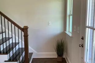 1039 N Lincoln St, Benson, NC 27504 - Photo 17