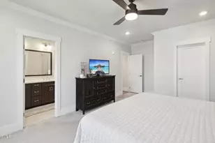 10320 Sablewood Dr, Raleigh, NC 27617 - Photo 13