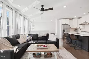 10320 Sablewood Dr, Raleigh, NC 27617 - Photo 7