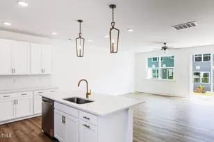 17 Silver Pne Dr, Angier, NC 27501 - Photo 5