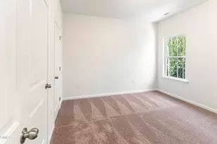 209 E American Marigold Dr, Benson, NC 27504 - Photo 19