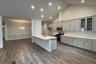 1053 Beechcraft Dr, Mebane, NC 27302 - Photo 5
