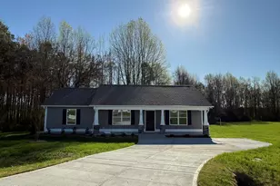 108 Faucette Dr, Selma, NC 27576 - Photo 1