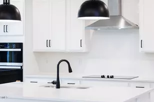 266 Golfview Ave, Benson, NC 27504 - Photo 3