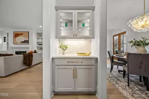 1318 Ivy Ln, Raleigh, NC 27609 - Photo 7