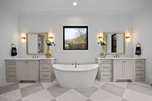 1318 Ivy Ln, Raleigh, NC 27609 - Photo 23