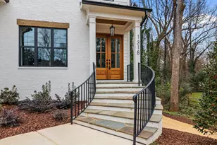 1318 Ivy Ln, Raleigh, NC 27609 - Photo 3