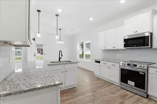 105 Manchester Ct, La Grange, NC 28551 - Photo 13