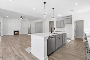 109 Manchester Ct, La Grange, NC 28551 - Photo 9