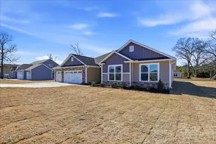 109 Manchester Ct, La Grange, NC 28551 - Photo 3