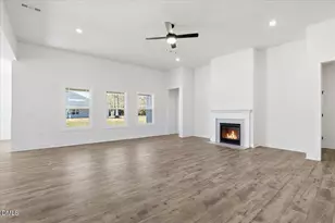 109 Manchester Ct, La Grange, NC 28551 - Photo 5