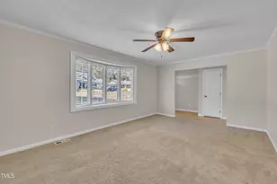 215 Longview Dr, Smithfield, NC 27577 - Photo 9