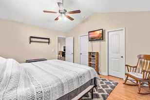 6208 Silver Spring Ct, Willow Springs, NC 27592 - Photo 9