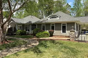 110 Bellamy Ln, Chapel Hill, NC 27516 - Photo 15