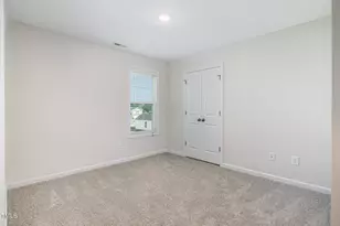 18 W Emily Gardens Dr, Selma, NC 27576 - Photo 15