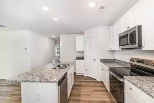 8 W Emily Gardens Dr, Selma, NC 27576 - Photo 11