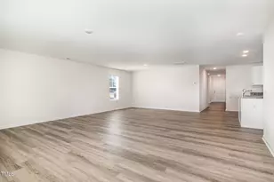 8 W Emily Gardens Dr, Selma, NC 27576 - Photo 7