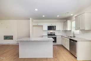 300 Tuscany Cir, Princeton, NC 27569 - Photo 7