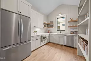 1116 Kimberly Dr, Raleigh, NC 27609 - Photo 19