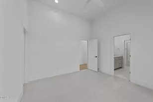 1218 Kingwood Dr, Raleigh, NC 27609 - Photo 29