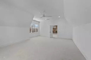 1218 Kingwood Dr, Raleigh, NC 27609 - Photo 39