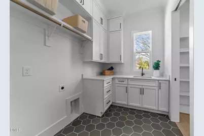 1218 Kingwood Drive, Raleigh, NC 27609 - Photo 41