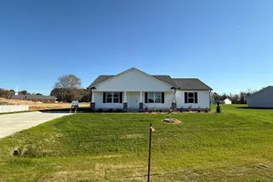 99 Pate Lndg Dr, Selma, NC 27576 - Photo 1