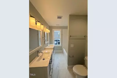 563 N Nash Street, Hillsborough, NC 27278 - Photo 15