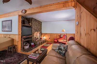 4989 W Buffalo Road, Robbinsville, NC 28771 - Photo 27