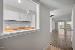 128 Schultz St, Chapel Hill, NC 27514 - Photo 3