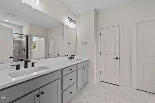 95 Autumnwood Ln, Zebulon, NC 27597 - Photo 17