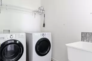 209 N Occoneechee St, Hillsborough, NC 27278 - Photo 27