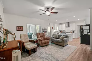 75 Acorn Dr, Clarksville, VA 23927 - Photo 7