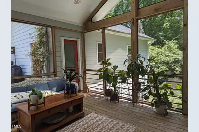 10 Oakwood Drive, Chapel Hill, NC 27517 - Photo 9